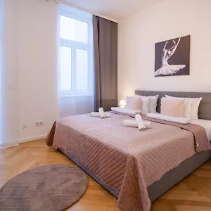 buradan rezervasyon yapın